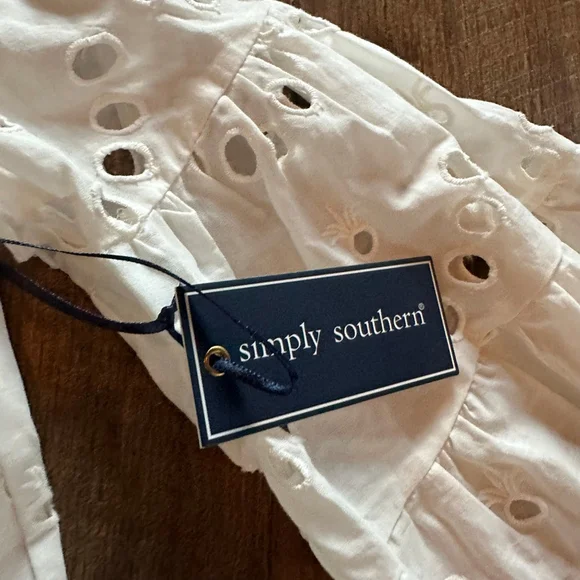 Women's Simply Southern Blouse XXL White Eyelet Long Sleeve - Picture 5 of 11